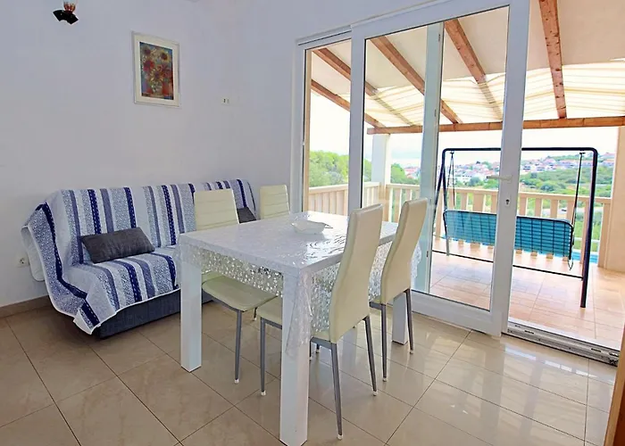 Holiday Home Villa Tonka By Interhome