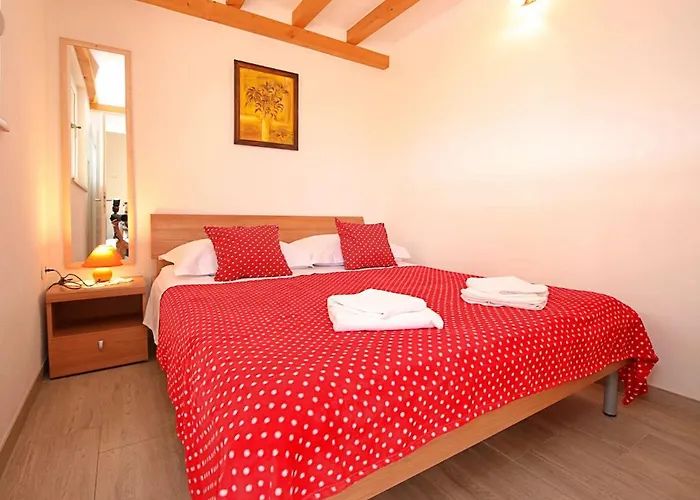 Holiday Home Villa Tonka By Interhome