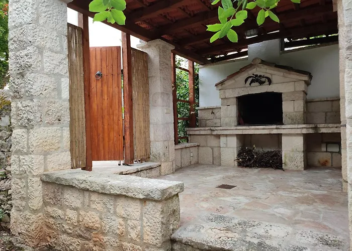 Seaside Holiday House Sutivan - Brac - 23655